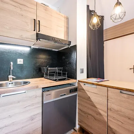 Fleures D'orelle Apartment *